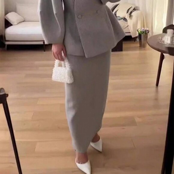 Light Grey Elegant Women's Casual Button Front Two Pieces Suit - Picture 3 of 6